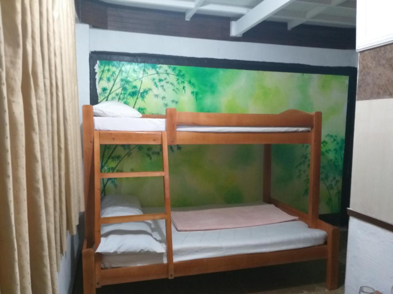 Larmar Bed And Breakfast Пуэрто-Принцеса Экстерьер фото